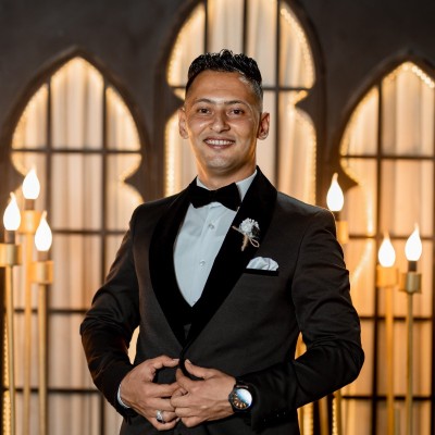 Mahmoud  Z.