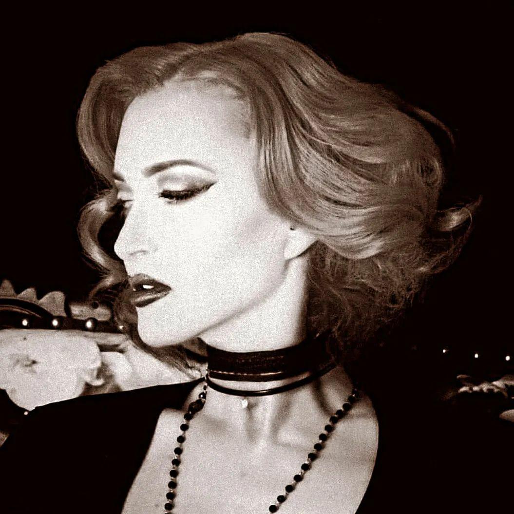 Gwen S.