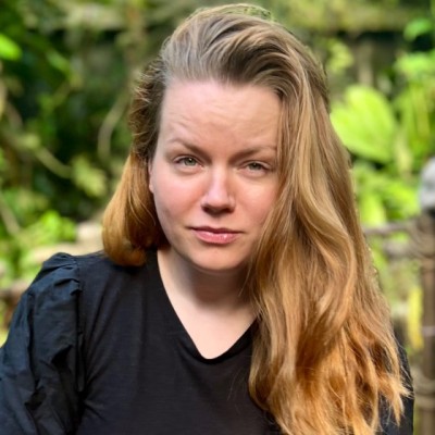 Julie W.