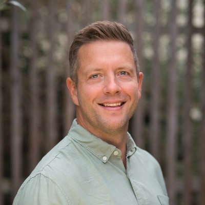 Robert W.