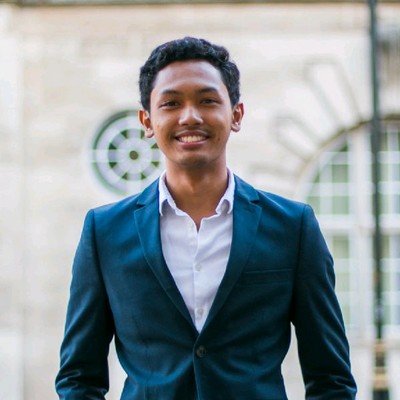 Izzuddin Y.
