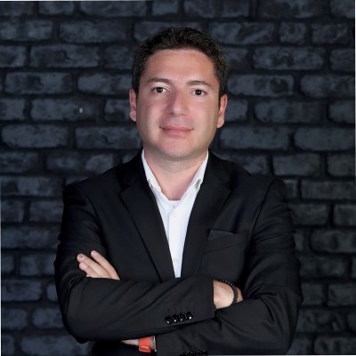 Artur K.